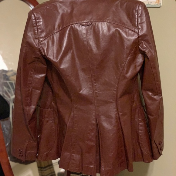 Étienne Aigner cognac leather jacket. - Picture 5 of 6